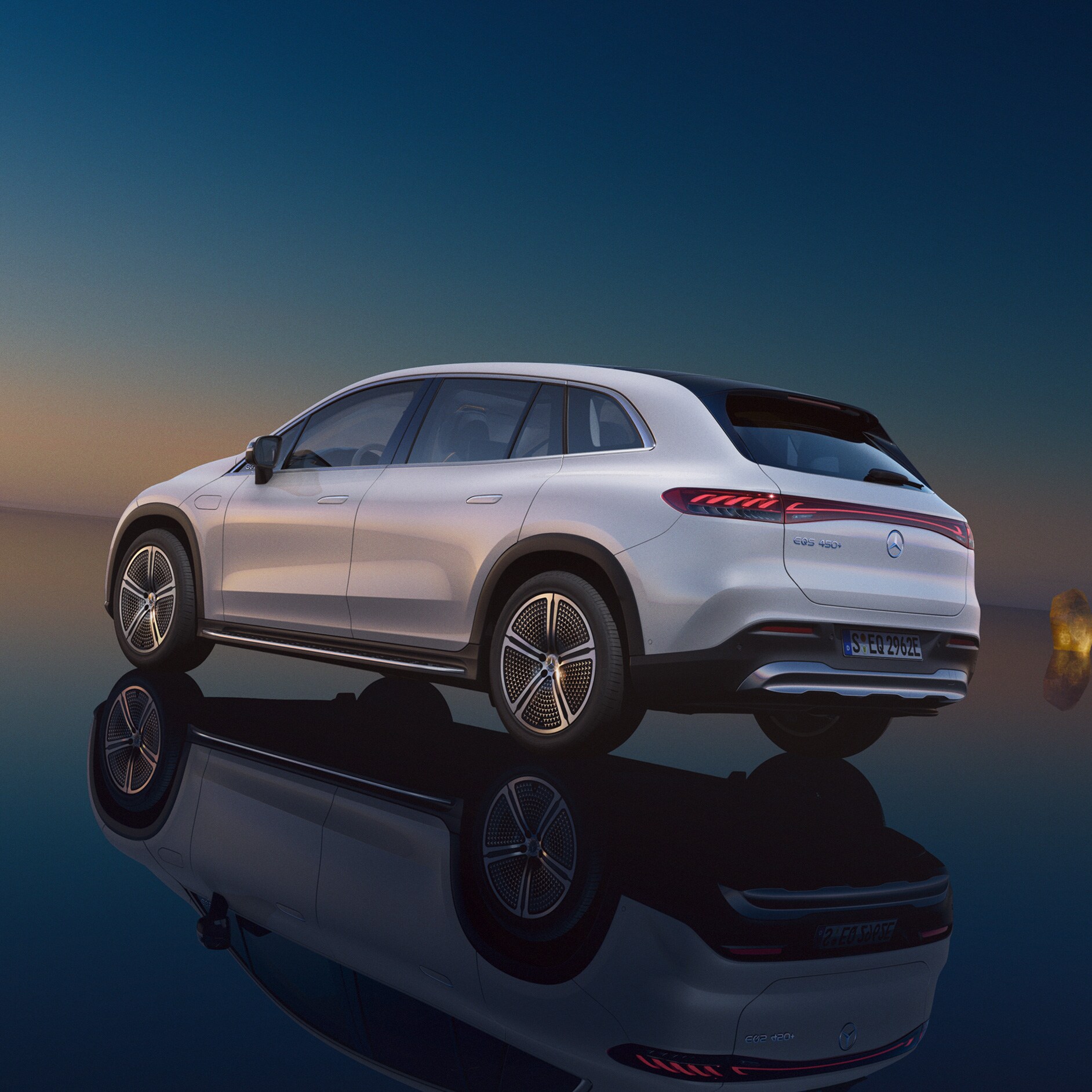 Elektrische mobiliteit | EQS SUV | Elektrische modellen van Mercedes-Benz De afbeelding toont een zijaanzicht van de Mercedes EQS SUV.